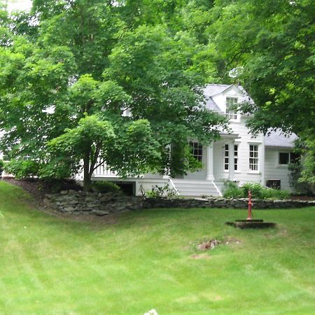 Private Setting On Country Farm Near Rhinebeck Panzió Clinton Corners Kültér fotó
